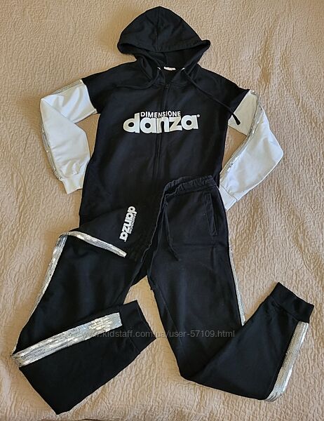 Костюм итальянской фирмы Danza в размере XS, но подойдет на S и небольшую М