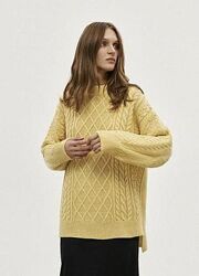 Шерстяной светр від відомого українського бренду o. taje раніше siyai
