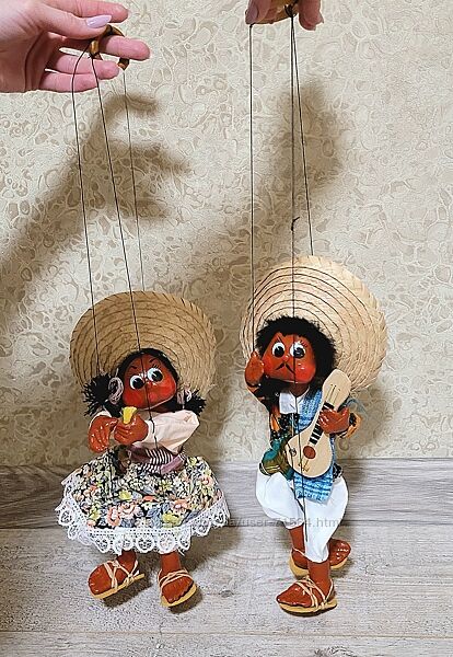 Старовинні мексиканські ляльки-маріонетки 60х років. 
