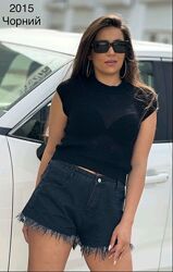 Легка ажурна вязана укорочена футболка