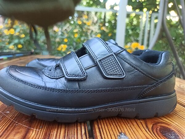 Туфлі кросівки Clarks