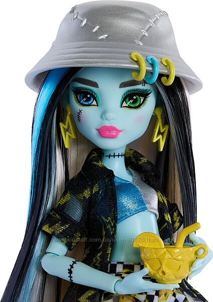 Монстр хай Френкі Штейн Monster High Scare-adise Island Frankie Stein Doll