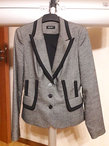 Жакет твідовий жіночий 36 р.