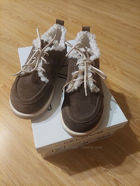 Туфлі утеплені нові р.38 