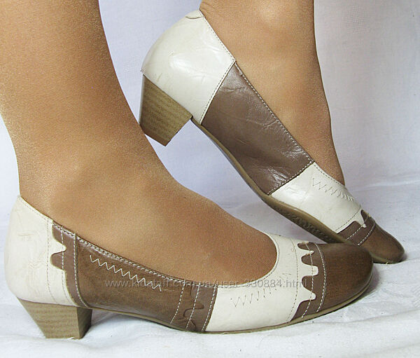 400. Туфлі Piazza Германія шкіряні 38-38,5 р.