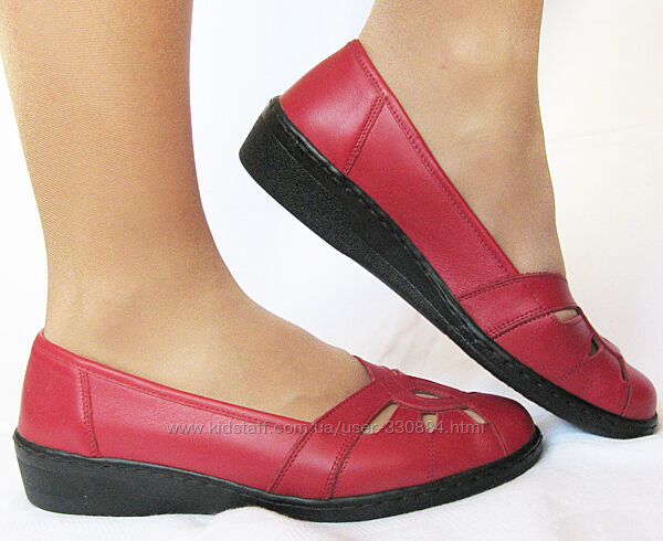 471. Туфлі літні шкіряні Jaco - 39 р.