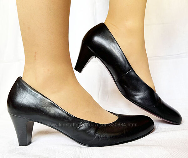 783. Туфлі-човники шкіряні Gabor 42,5 р.