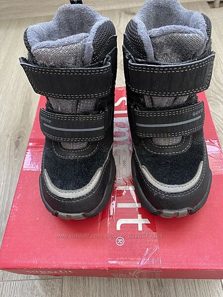 Зимове взуття superfit culusuk 24 розмір 16 см устілка