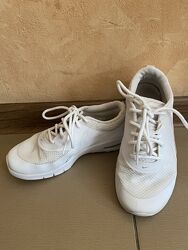 Оригінальні дихаючі кросівки Nike для дівчинки 31-32 розмір