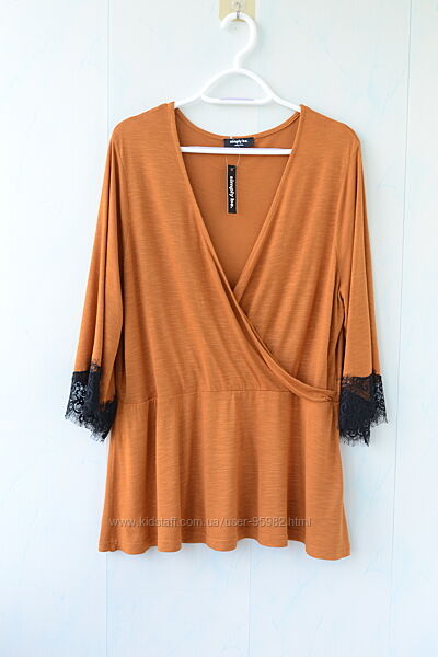 Блуза на запах с кружевом simply be 