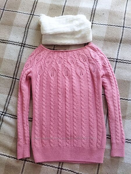Недорого теплый удлиненный свитер в идеальном состоянии 