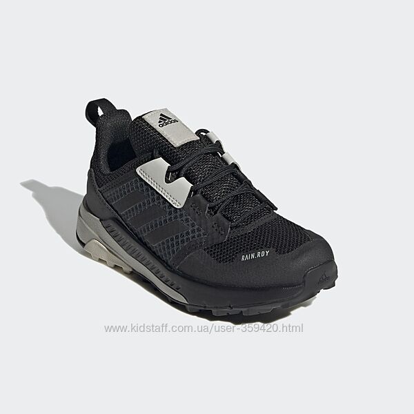 Кроссовки фирменные adidas р.28