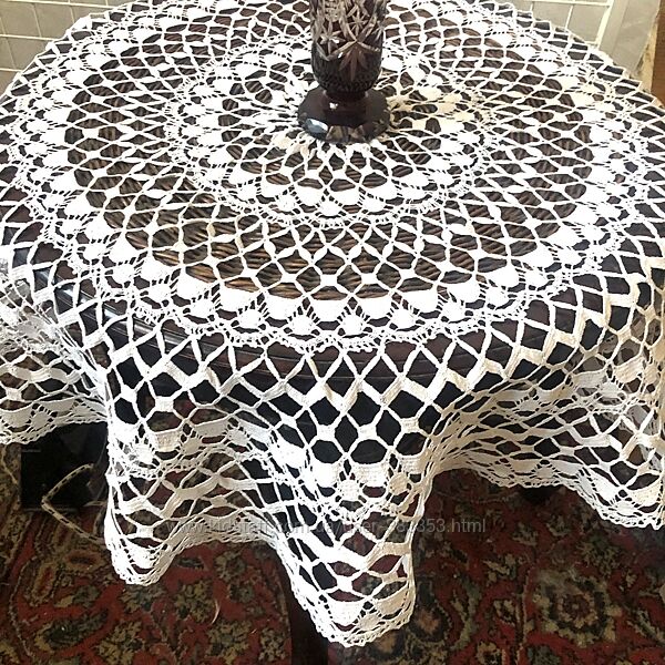 Хлопковая скатерть бобинного  игольного кружева 105 см