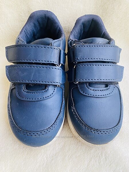 Кросівки 26р. LC Waikiki.