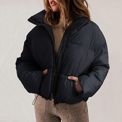 Куртка ZARA  Зара  с капюшоном, оригинал.
