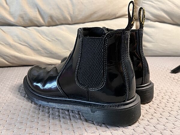 Чорні натуральна шкіра лаковані чоботи Dr. Martens оригінал 38 розмір
