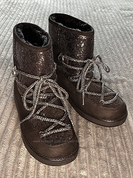 Зимові чобітки G by GUESS, 8US 38,5 розмір, на ніжку 24,5