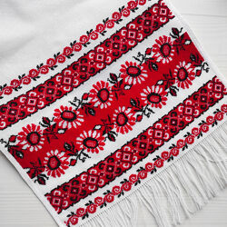 Рушники весільні, ручна вишивка.