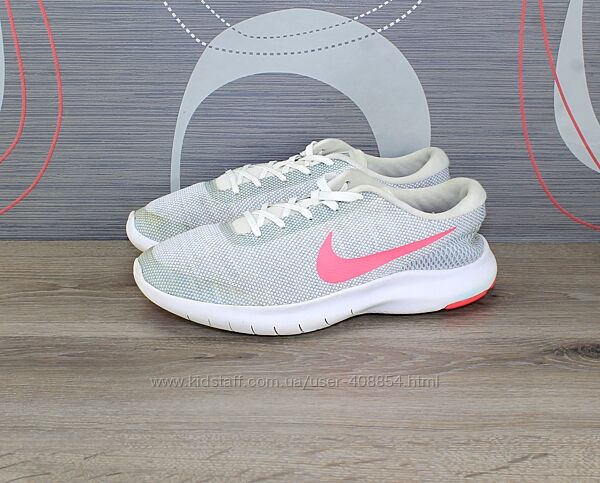 Кроссовки Nike