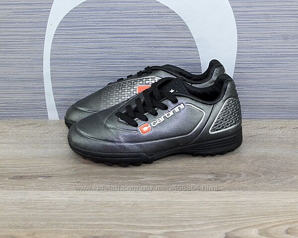 Кросівки Carbrini
