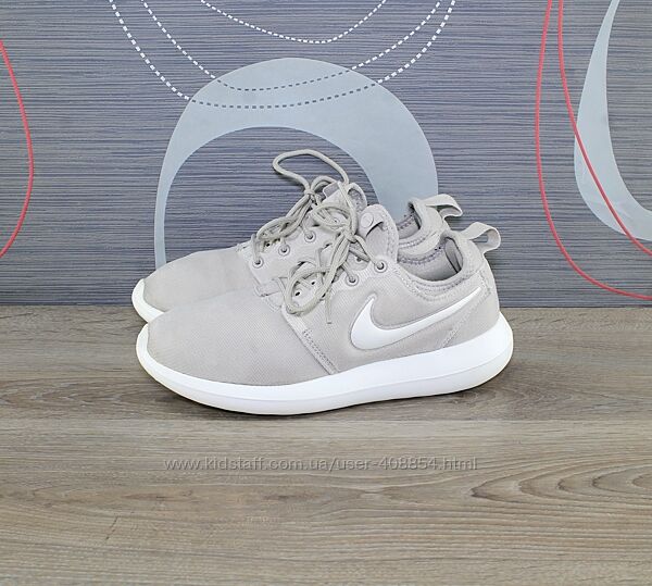  Кросівки Nike