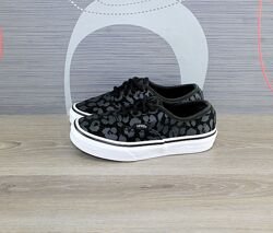 Кроссовки Vans