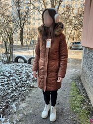новий Пуховик двосторонній Artascend  Опушка натуральна