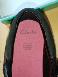 Туфлі Clarks для  дівчинки