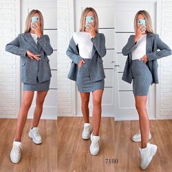 Костюм двійка, розмір 46-48