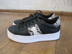 Кросівки, кеди, снікерси на платформі Refresh 37р 23,5см 