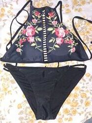 Продам гарний купальник
