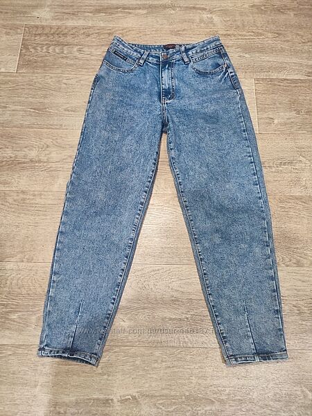 Жіночі джинси