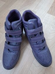 Нові ботинки на стопу 23,5 см