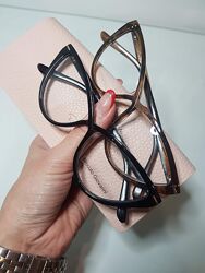 Модная женская оправа в стиле Tomford    Nicolo Giovanni- восьмерка cateye