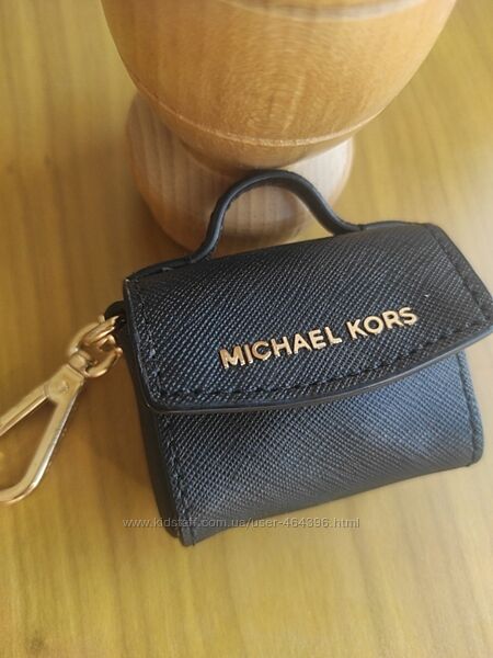 Брелок Michael Kors