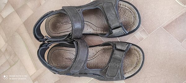Босоножки, сандалии ,35р