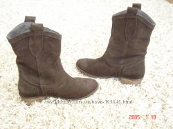 Замшевые демисезонные полусапожки kickers обуты один раз