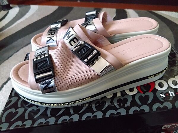 Шльопанці 36 розмір 