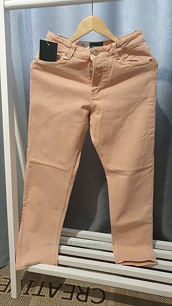 Стильні прямі джинси, 26/30 розмір С-М