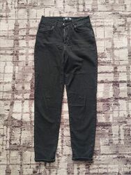 Джинсы мом 34 р. чёрные 