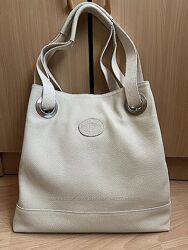 #2: Светлый беж