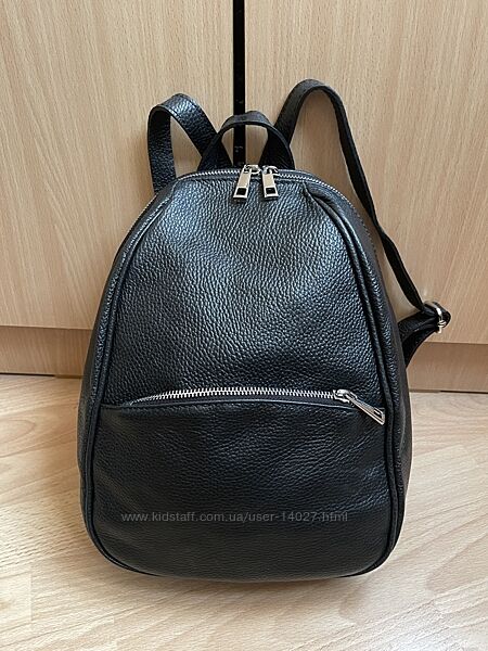 Итальянский не большой рюкзак. Полностью натуральная кожа. Made in Italy 