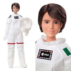 Коллекционная кукла Барби Barbie Inspiring Women Samantha Cristoforetti