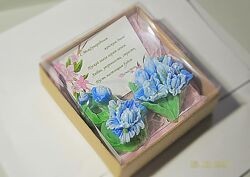 8 березня подарок комплимент. Набор сувенирного мыла