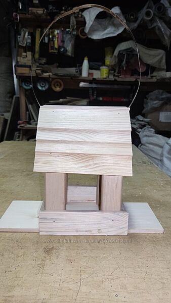 Годівниця для білочок