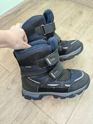 Зимові черевики 