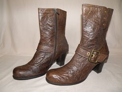 Женские демисезонные ботинкиTamaris  39р 26.5 см