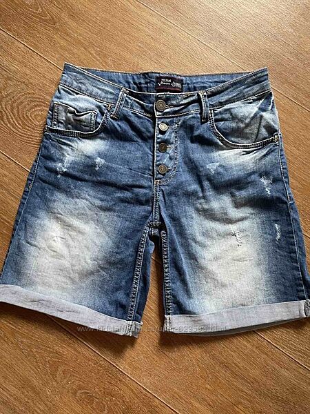 Женские джинсовые шорты 