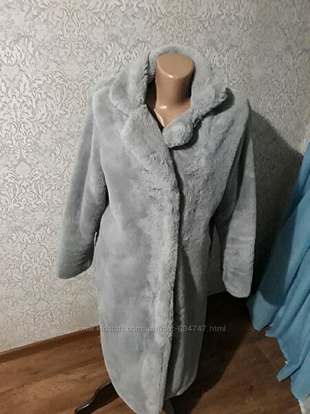 Шуба из эко меха.