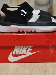 Босоножки NIKE
